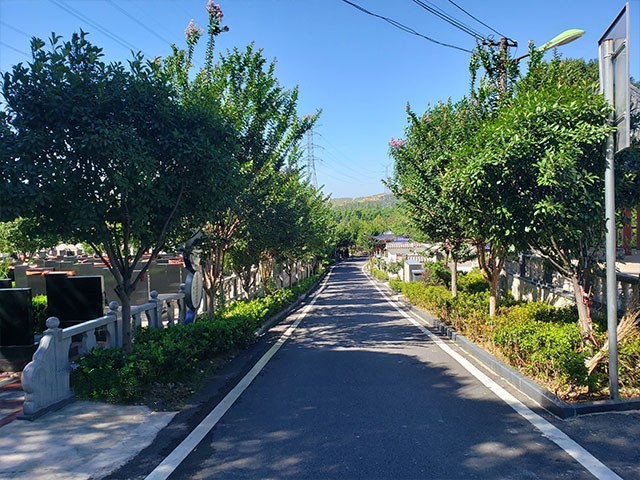 武汉汉阳扁担山电话获取墓地价格表和陵园资讯后电话联系办理公墓业务能行吗？